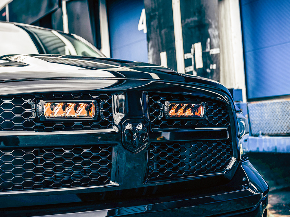 Lazer Grille Kit Dodge RAM 1500, 2013-2018, Triple-R 750 lisävaloilla - Image 2