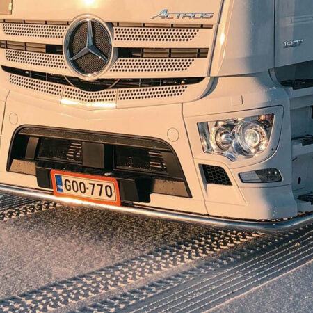 Etuhelmaputki MB Antos/Actros 2,3m, Jakeluauto