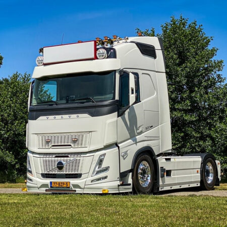 Volvo FH Aero Maski