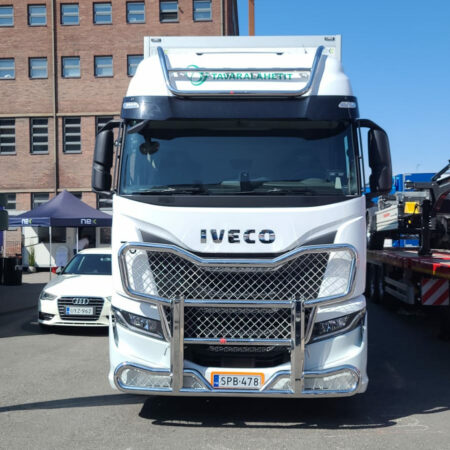 Karjapuskuri Freeway Iveco S-way 2019-