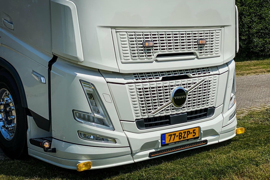 Volvo FH Aero Maski - Image 2