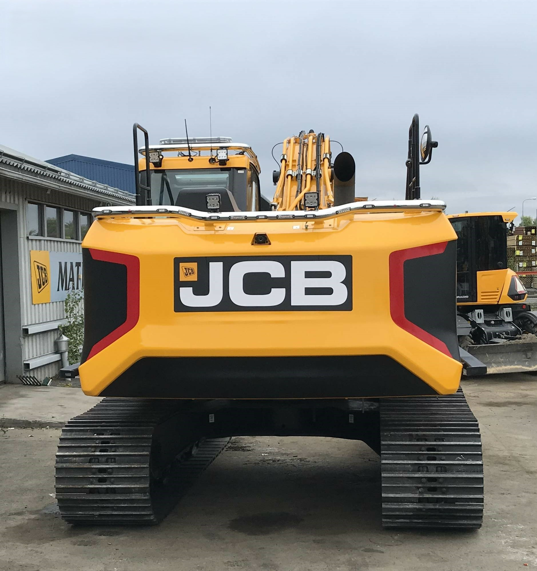 Lisävaloteline taakse / peräpuntin päälle JCB 210XLC