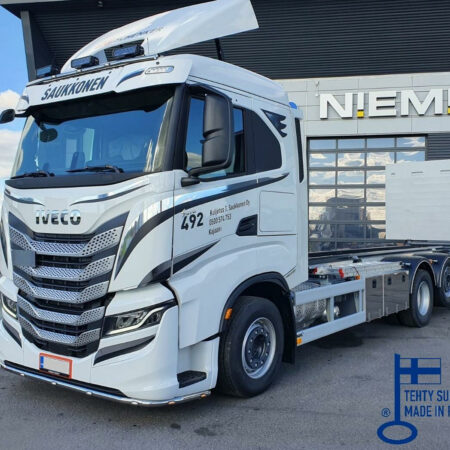 Etuhelmaputki Iveco S-Way 2019