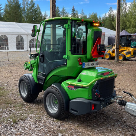 Valoteline taakse Avant 645/650i