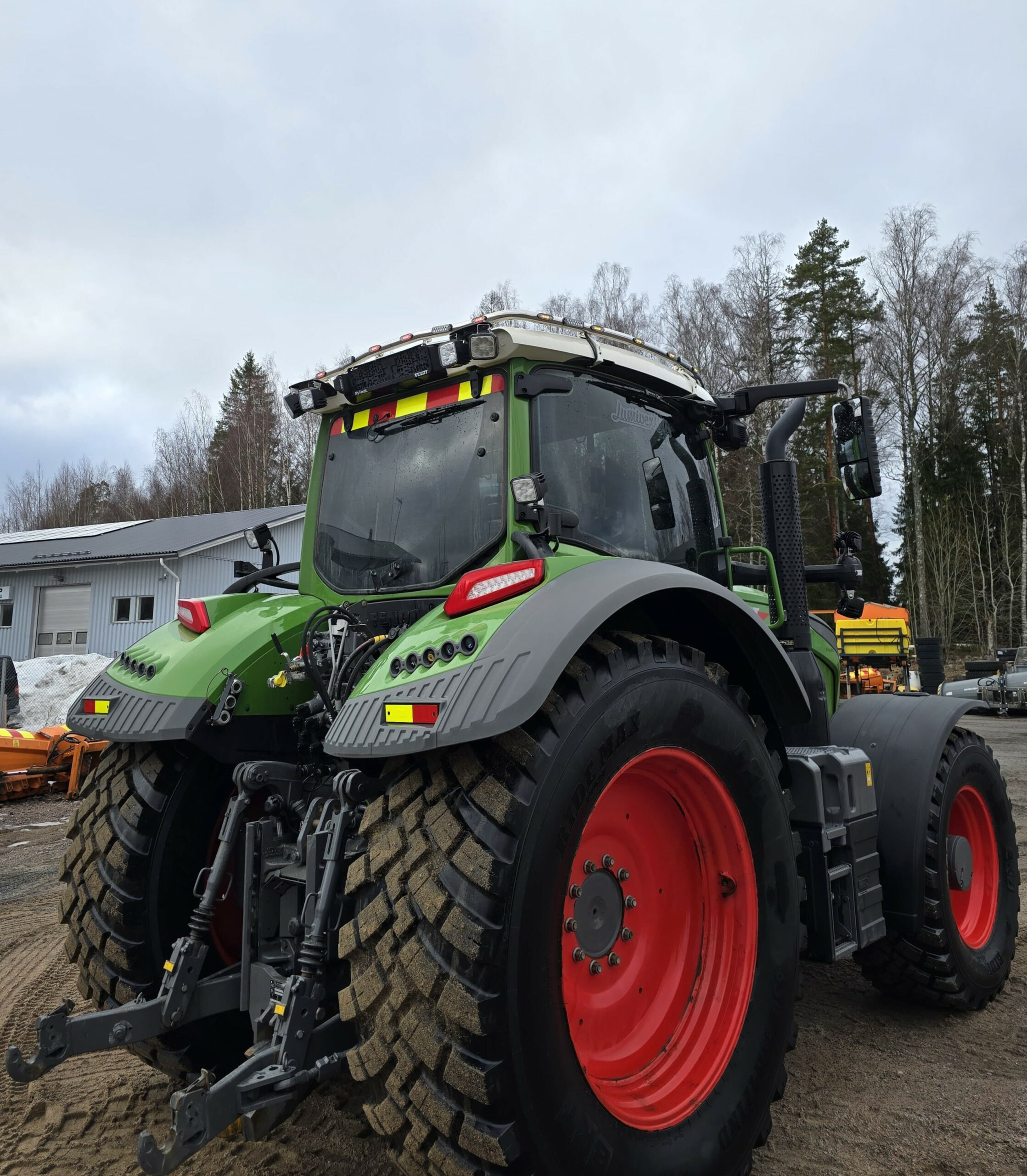 Valoteline katolle Fendt 300-700 vario (Ilman etukuormaajaa) - Image 3