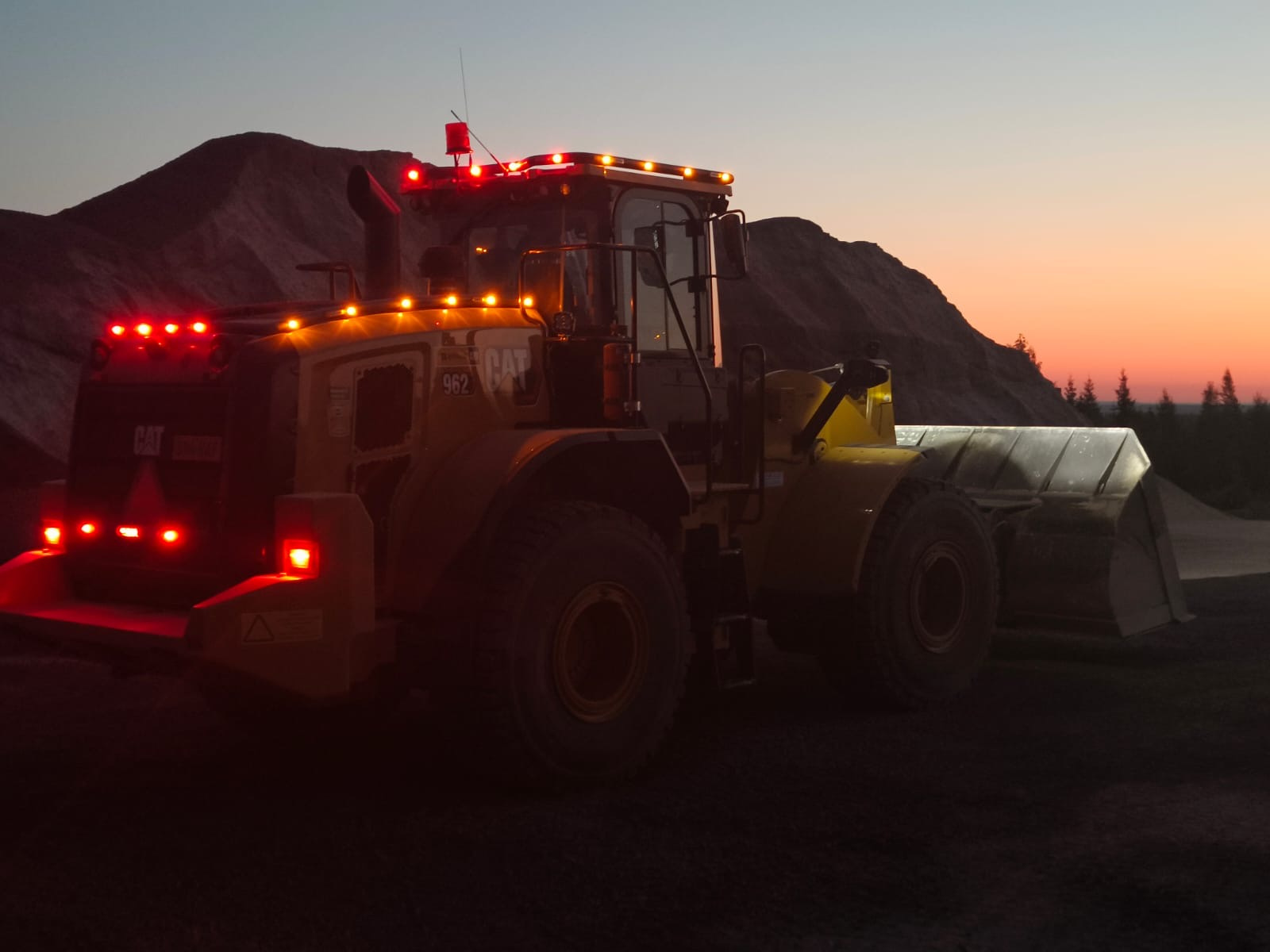 Rear Bar CAT 962 2023- - Image 2