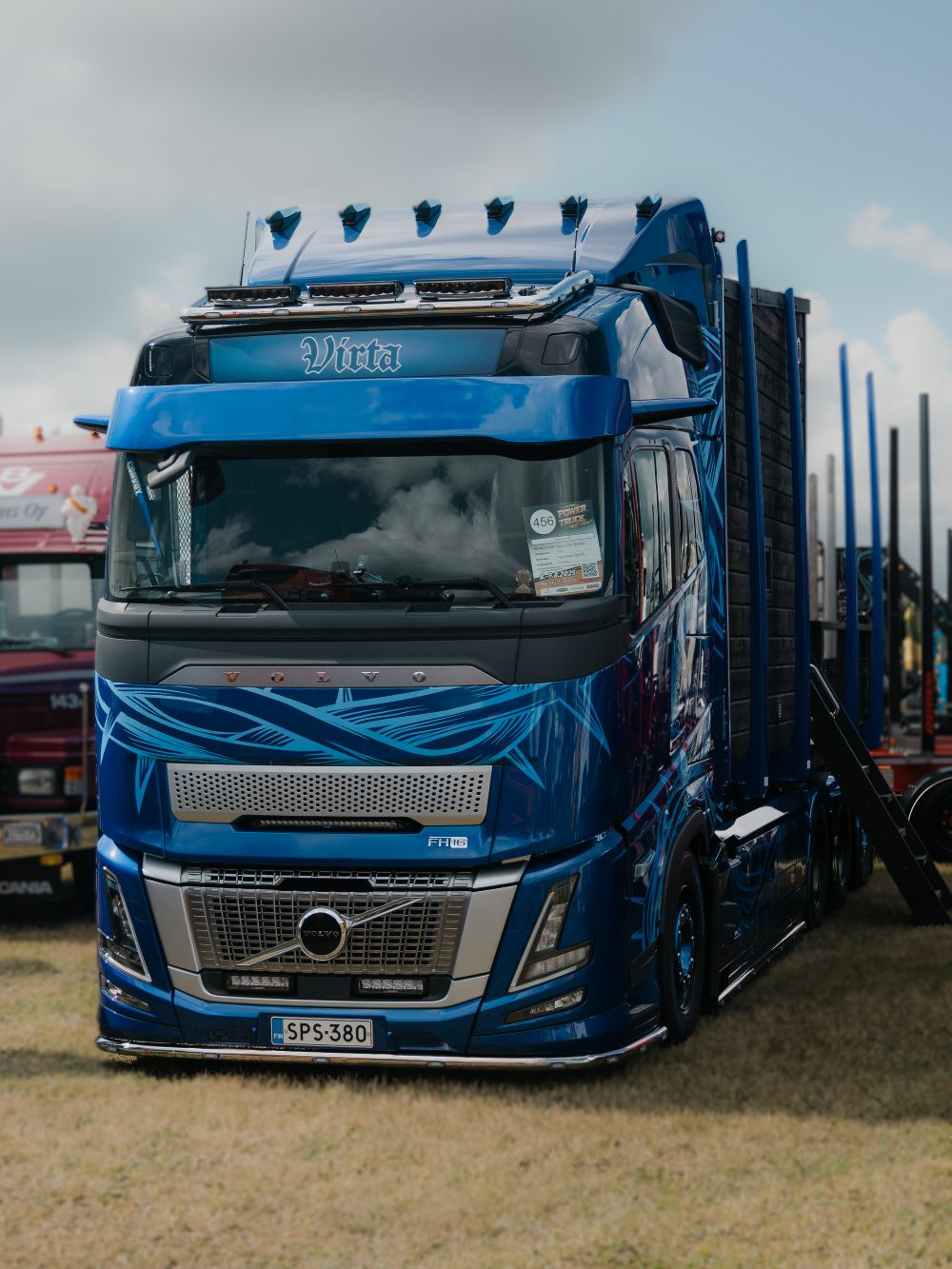 Roof Bar Basic Medium V44 Volvo FH4- Globe - Image 2