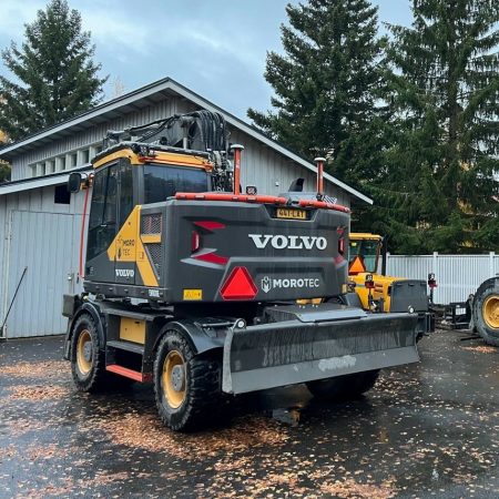 Rear Bar / Counter Weight Bar Volvo EWR170EL