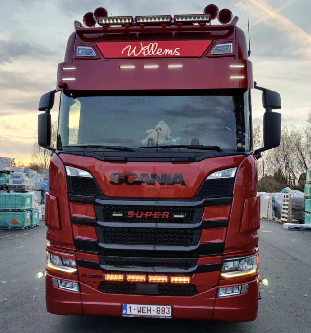 Fox Parts Sun Visor Scania NG – Straight 34cm - Image 4