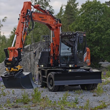 Roof Bar Hitachi 7-srj Long Cab