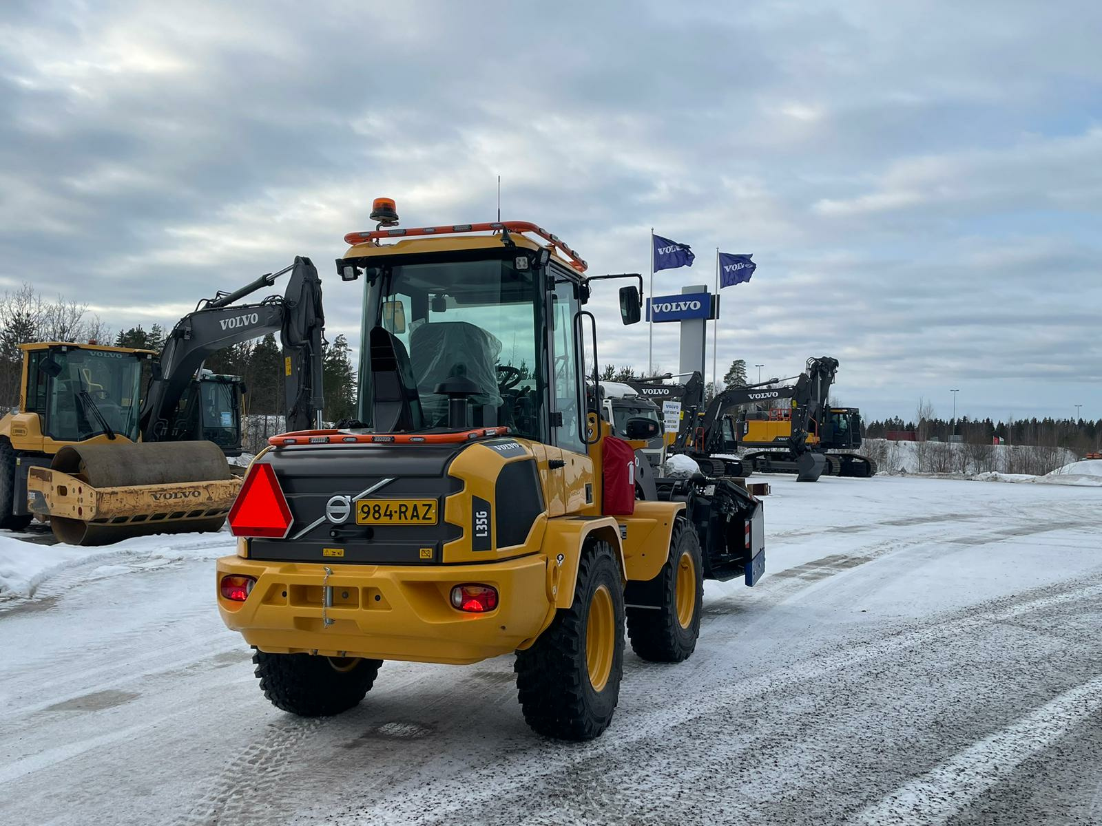 Rear Bar Volvo L30-35G - Image 2