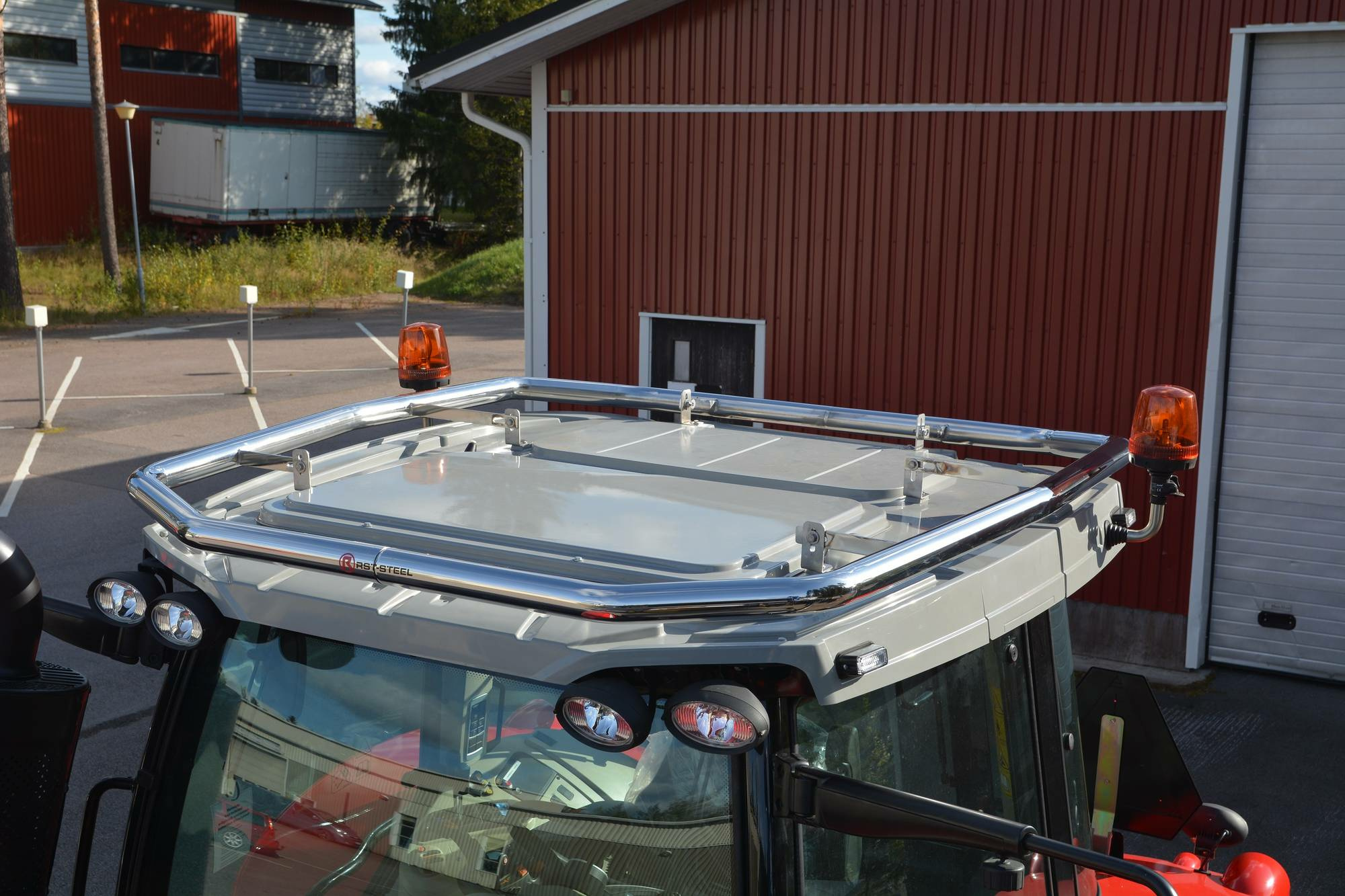 Roof bar for Massey Ferguson 7718 - Image 4