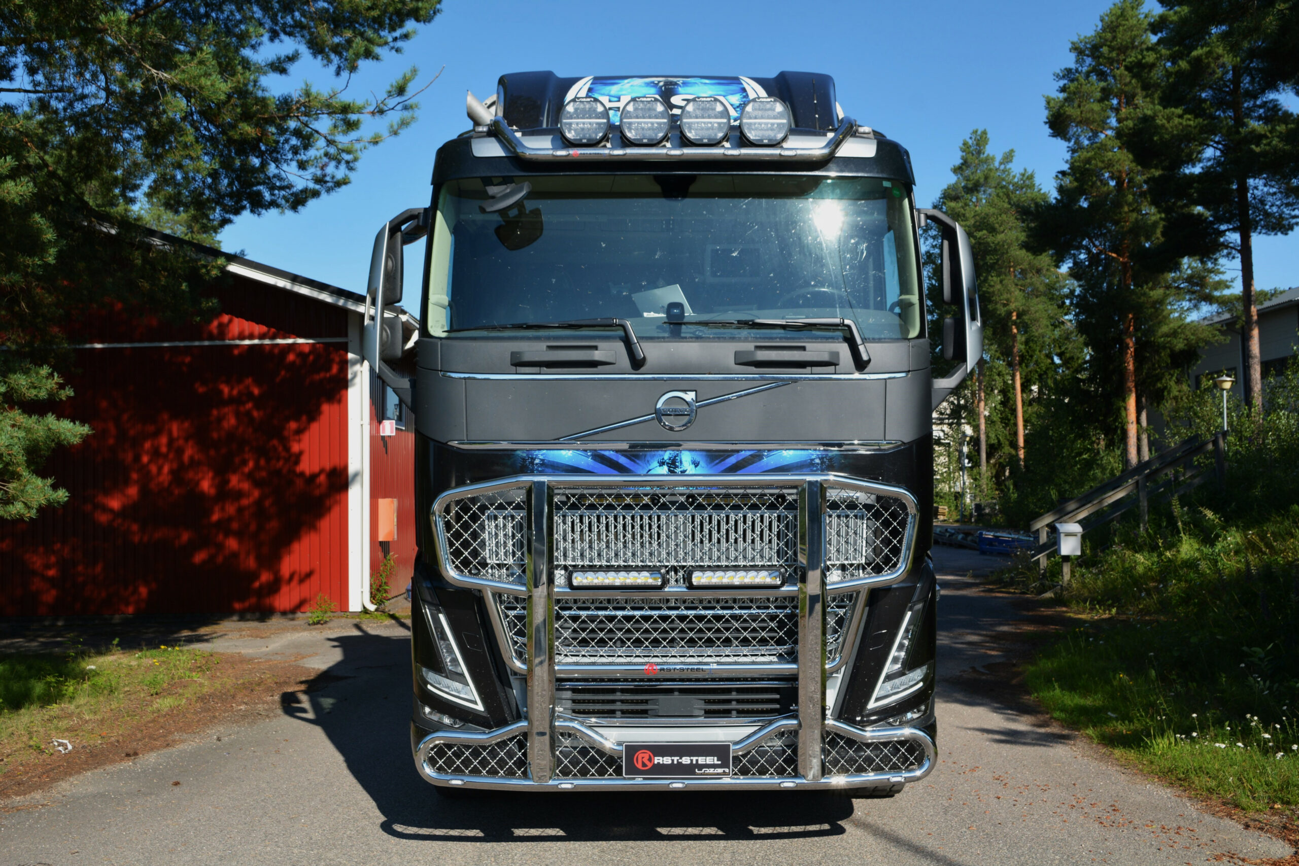 Bull Bar Freeway V49 Volvo FH4- (LegalPro) - Image 3