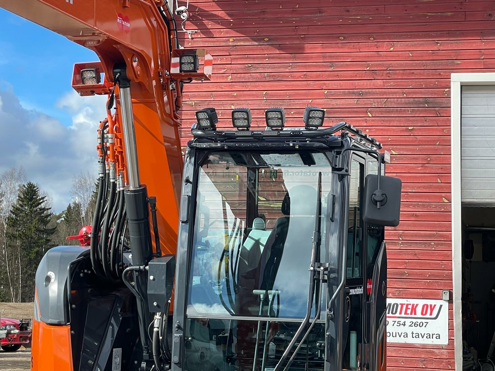 Roof Bar Hitachi ZX95US-7 - Image 2