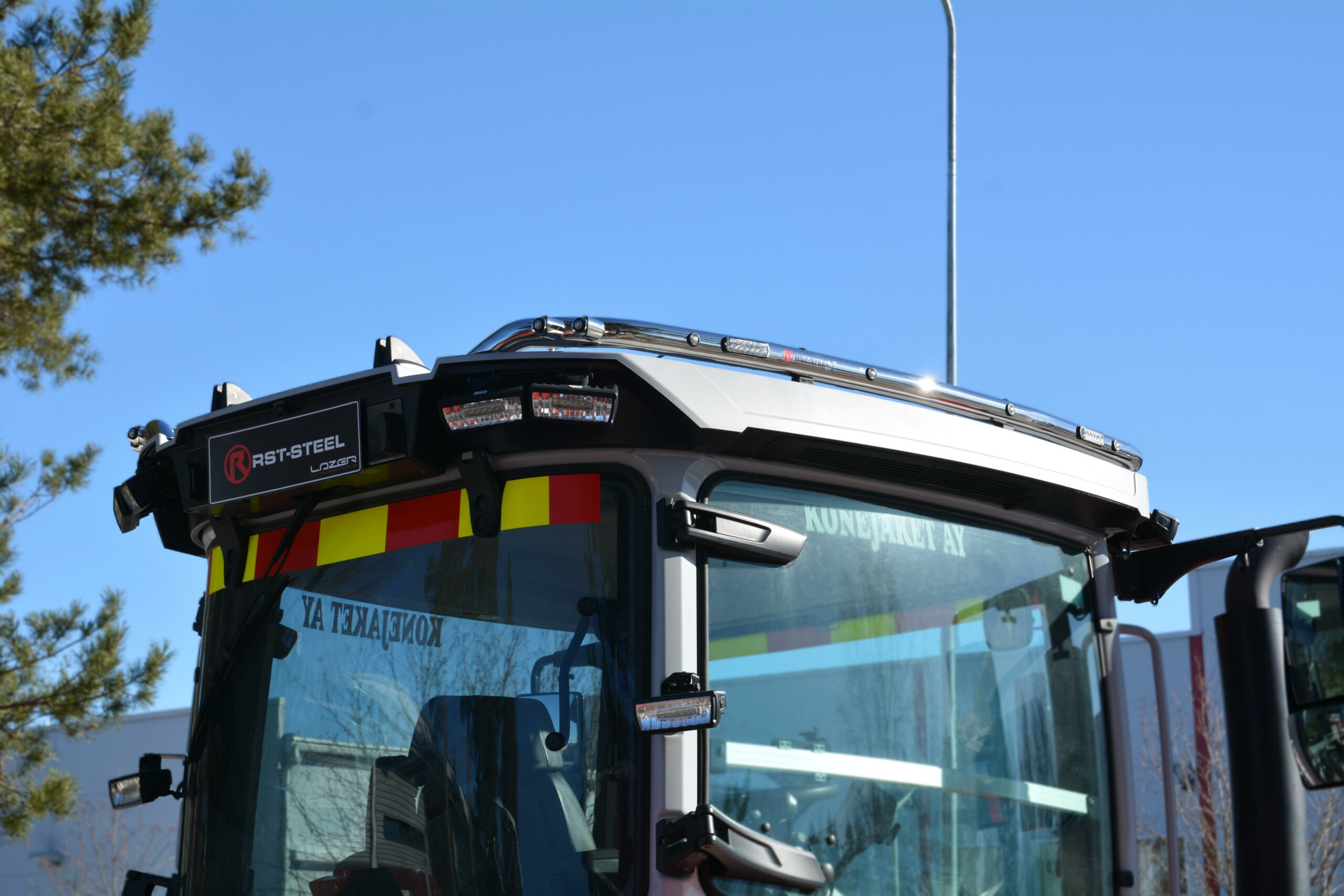 Roof Bar Massey Ferguson 8S/9S 2020- - Image 3