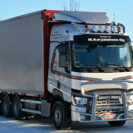 Bull Bar Freeway Renault T-Series