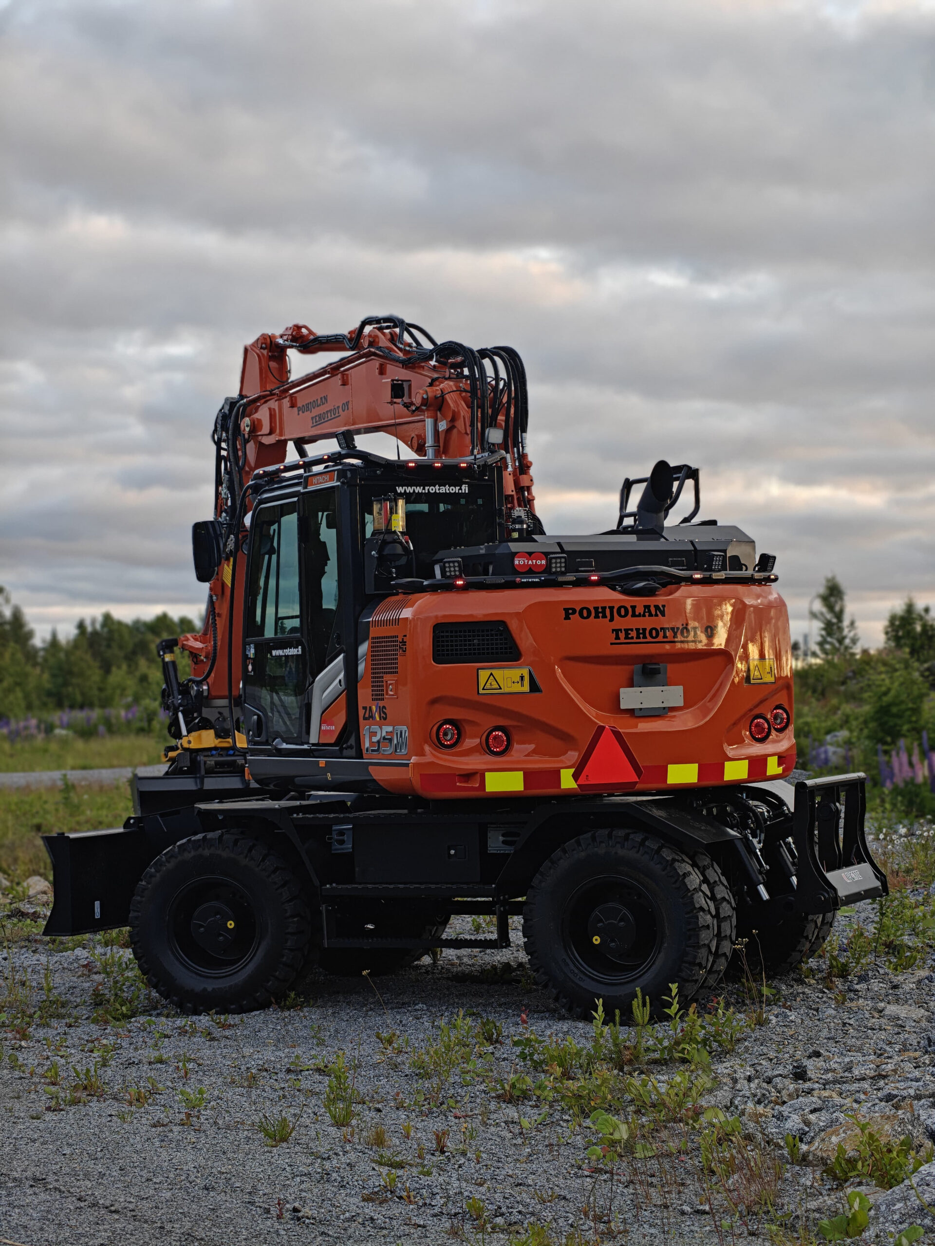Rear Bar Hitachi ZX135W-7 (Wheeled Version)