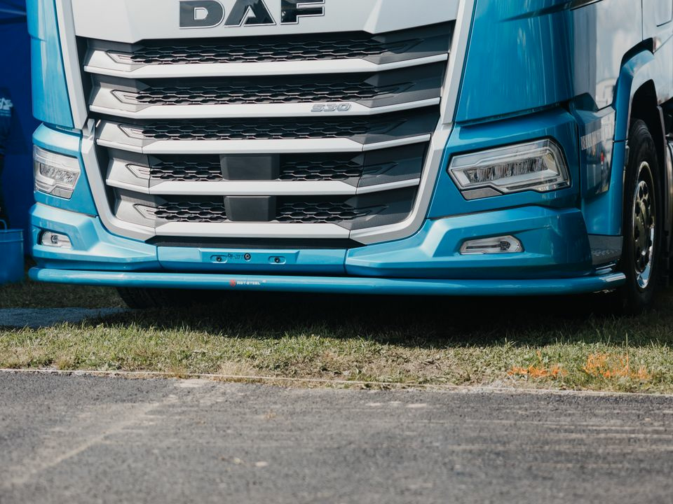 Front spoiler bar DAF XF / XG / XG+, 22-, with a air deflector under the bumper - Image 4