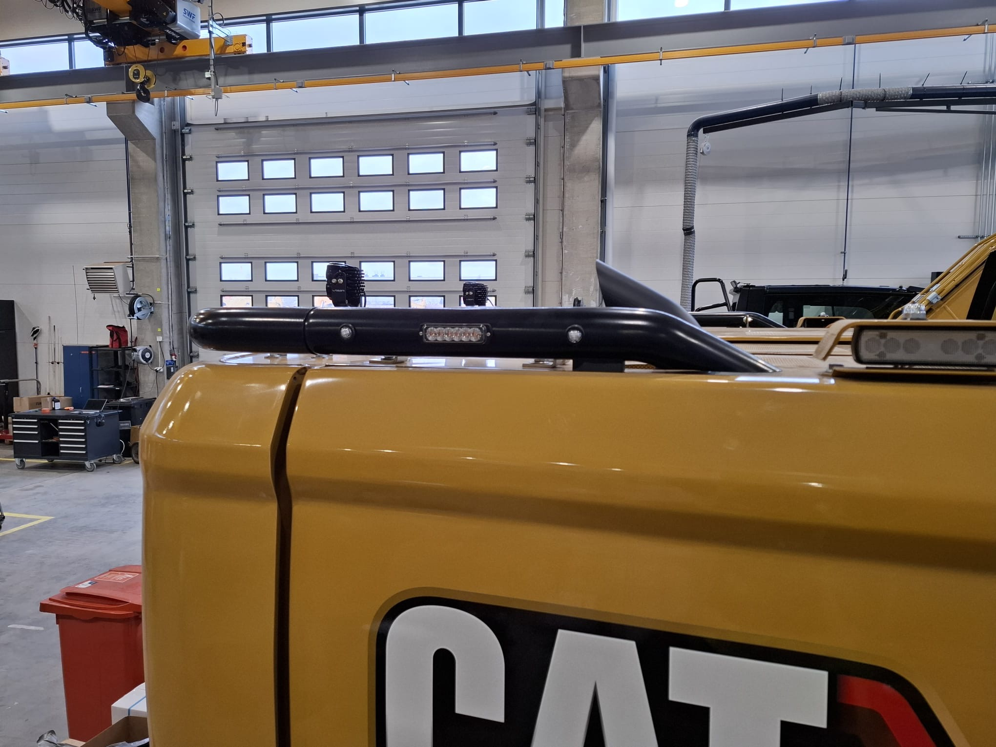 Rear Bar Caterpillar NextGen 330 (Premium light kit) - Image 4