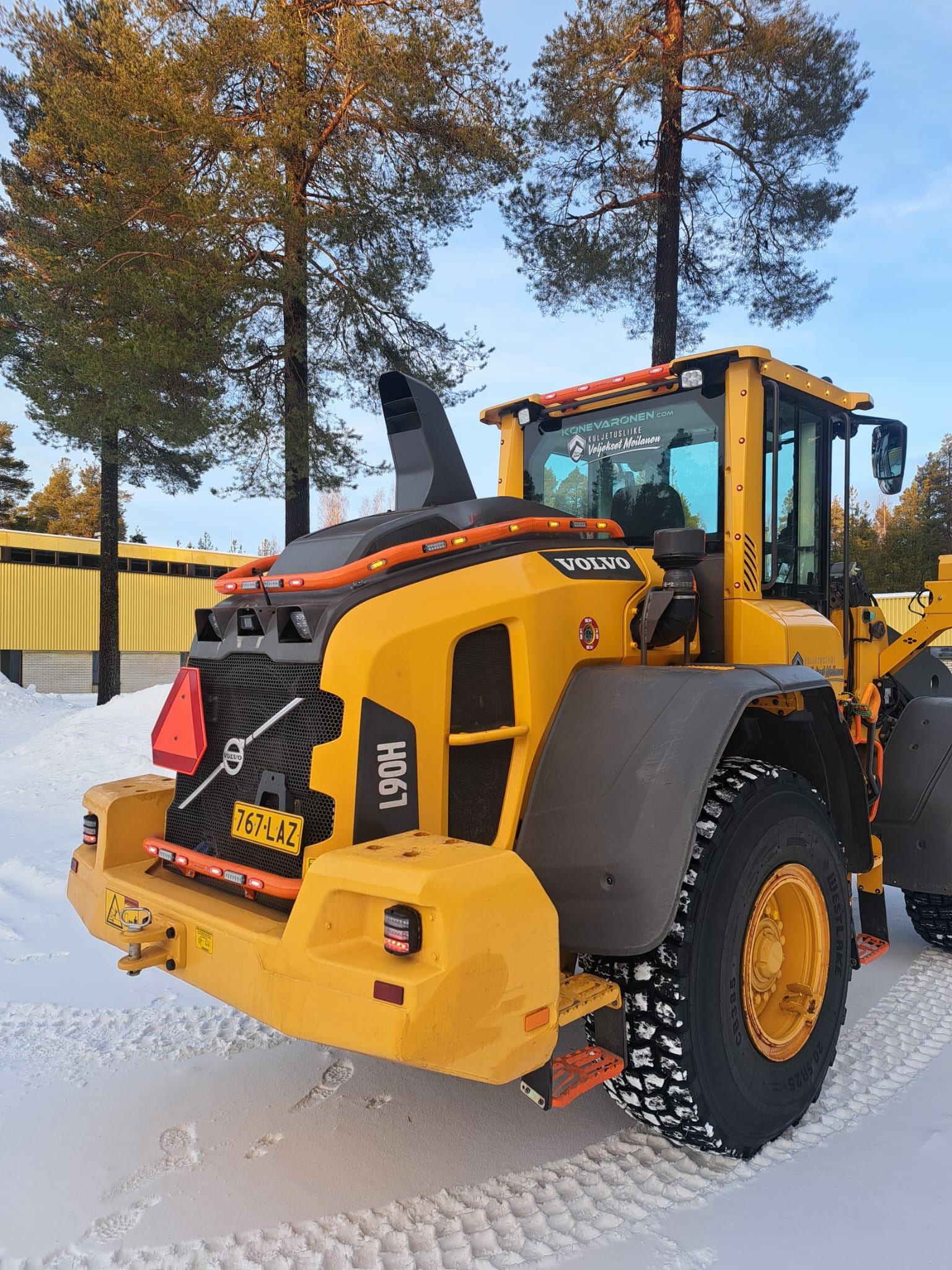 Rear Bar Volvo L60H-L350H - Image 2